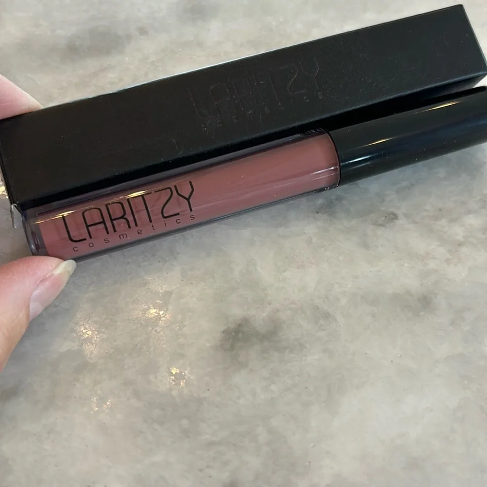 Laritzy Lip Gloss